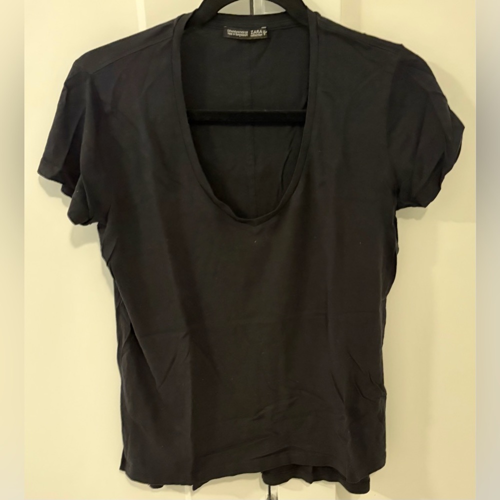 Zara Black Scoop Neck Short Sleeve Tee